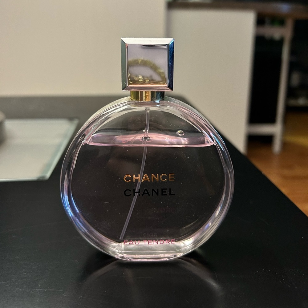 Like New Chanel Chance Eau Tendre 3.4 oz Eua de Parfum